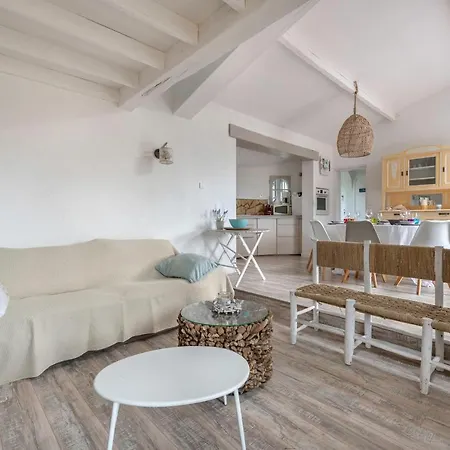 Vakantiehuis Maison Pour 8 Avec Piscine A Préfailles