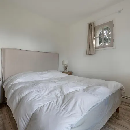 Vakantiehuis Maison Pour 8 Avec Piscine A